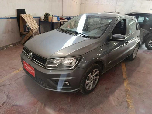 Volkswagen Voyage 1.6L MT Highline - 74 kW/101 CV