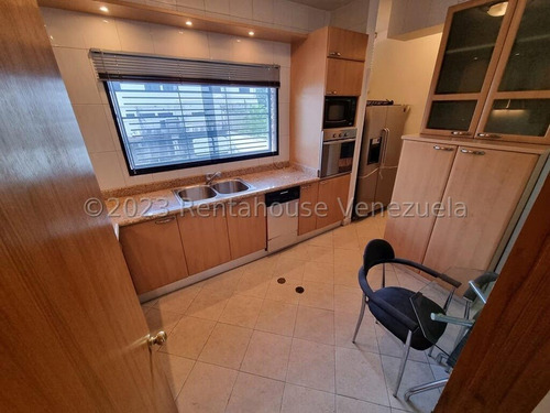 Apartamento En Venta En Campo Alegre Chacao Caracas 114 Metros Piscina