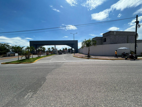 Terreno Plano En Venta. Fracc. Aiyana, Xochitepec, Morelos