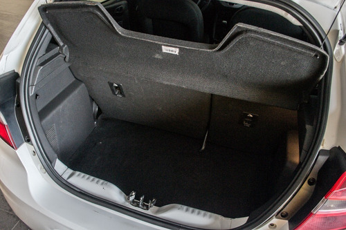 Imagen 9 de 17 de Ford Ka 1.5 Se 5 Puertas 2017 Ab593 Nv