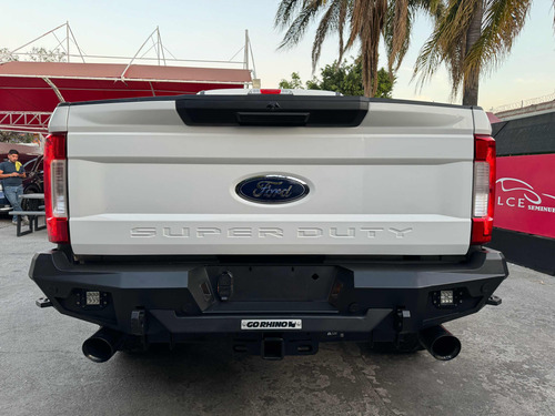 Ford F-250 6.7l Super Duty Cab Dob Diesel 4x4 At