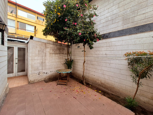 Los Aliagas/ Metro Villa Frei- 2d +1d Uso Home Office-2b
