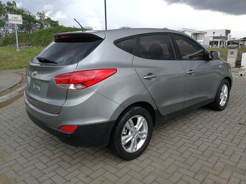 Imagen 10 de 11 de Hyundai Tucson 2011 Techo Panoramico Turbo Diesel