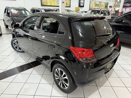 Chevrolet Onix 1.4 MPFI LTZ 8V FLEX 4P AUTOMÁTICO