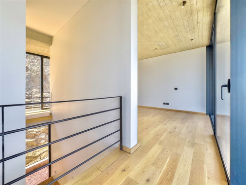 Nueva, En Condominio: Santa María De Manquehue