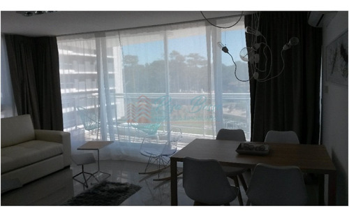 Apartamento En Roosevelt, 1 Dormitorios *- Ref: 2653