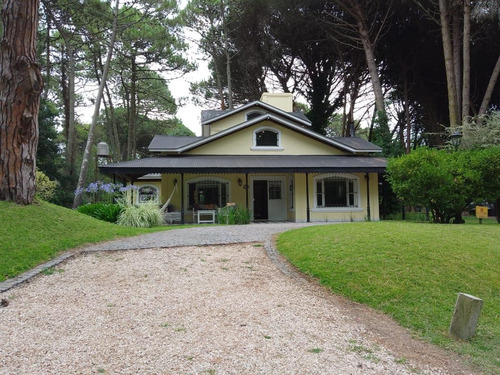 Casa En Venta En Cariló