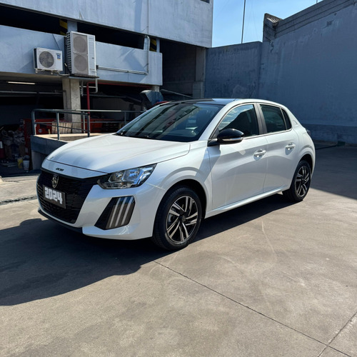 Peugeot 208 Allure pack T 200