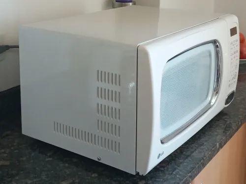 Horno Microondas Marca LG (Usado)
