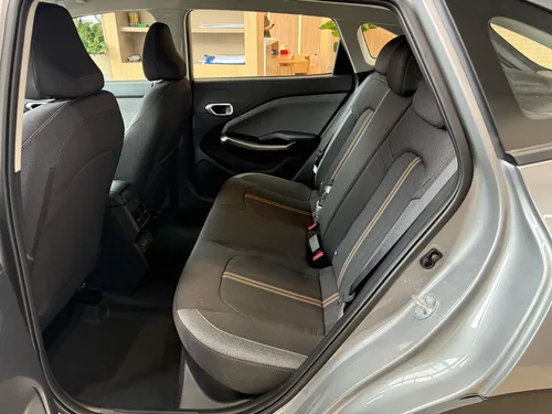 Kia K3 Cross Vibrant Mt