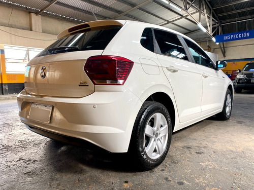 Imagen 5 de 24 de Volkswagen Polo Trendline 1.6 Msi 110cv At 2018