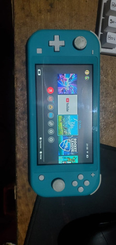 Nintendo Switch Lite Con Cargador Original