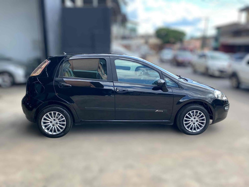 Fiat Punto 1.4 ATTRACTIVE 8V FLEX 4P MANUAL