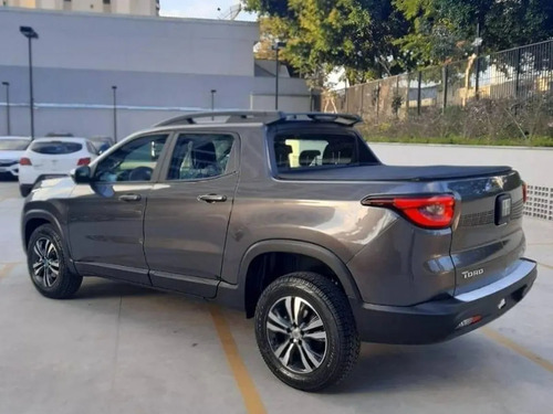 Imagen 10 de 16 de Plan Gobierno Fiat Toro Nafta 4x2 Retira Con Usado Y Dni ·-