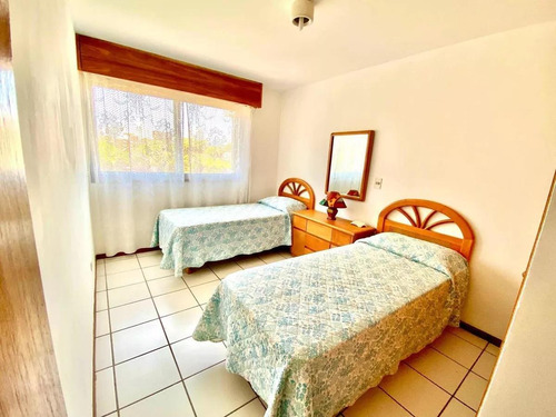 Imagen 5 de 11 de Apartamento - Punta Del Este. Cap Breton. 2 Dormitorios