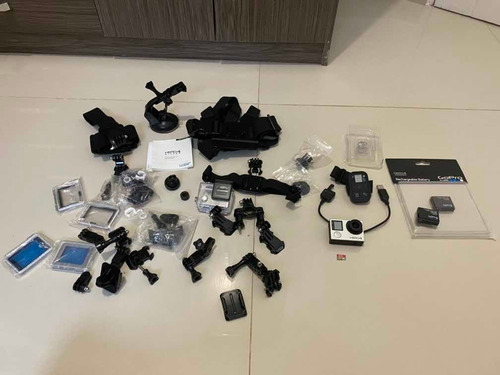 Gopro Hero 4 Silver + Cartão + Controle Remoto + Acessórios