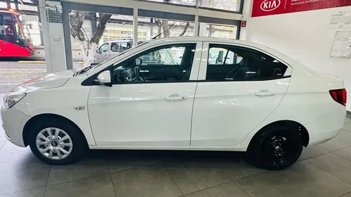 Chevrolet Aveo 1.5 Ls Mt