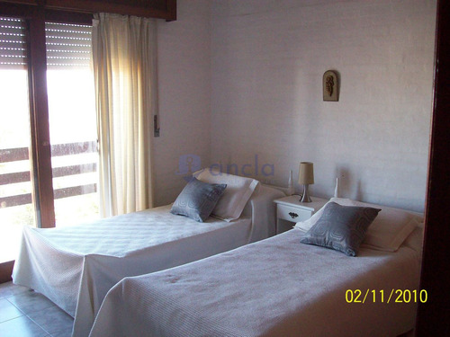 Imagen 7 de 8 de Venta Casa En Manantiales, 3 Dormitorios