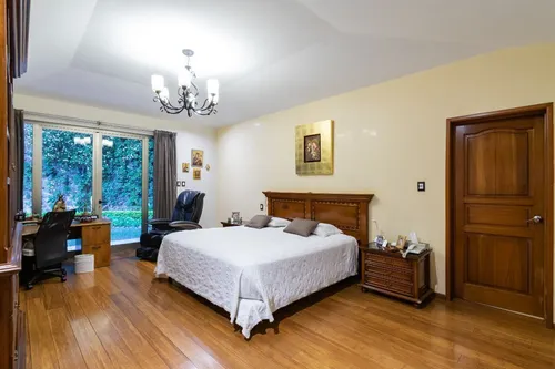 En Venta Casa En Rio Escondido Con Seguridad , A Pasos De Lomas Hipodromo