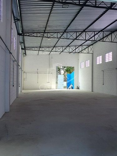 Imagem 1 de 11 de Galpão Novo, 250m² De Área Construída, 4 Vagas - Jardim Aeroporto - S.j.campos - 3781