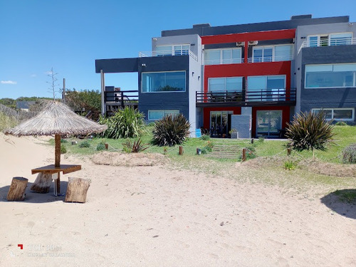 Complejo Frente Al Mar Azul , 6 Confortables Unidades