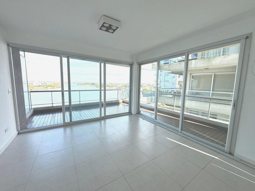 Departamento En Barrio Islas Del Golf Qbay