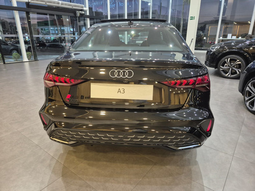 Audi A3 2.0 40 TFSI GASOLINA SEDAN PERFORMANCE BLACK S-TRONIC