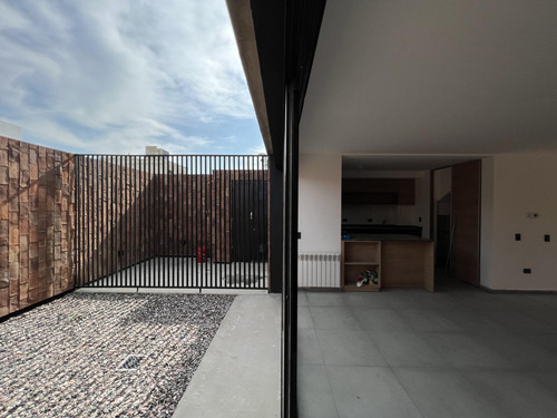 Casa En Venta 3 Dormitorios En Docta - Barrio Cerrado - No Es Apto Bancor