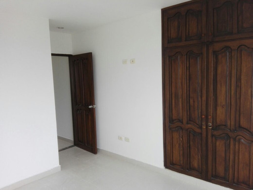 Imagen 10 de 16 de Arrienda Apartamento B/ Obrero