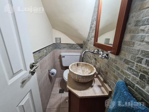 Imagen 9 de 30 de Tandil Al 4800 Triplex 4 Ambs, Patio, Parrilla Y Cochera