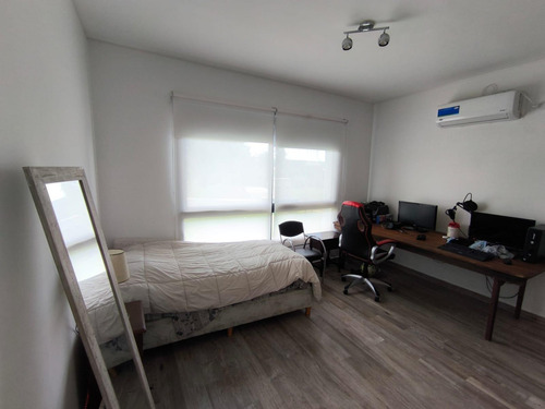 Venta Casa En San Sebastian Area 2 Golf - 5 Ambientes