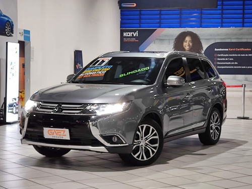 Imagem 11 de 20 de Mitsubishi Outlander 3.0 Gt 4x4 V6 24v 2017