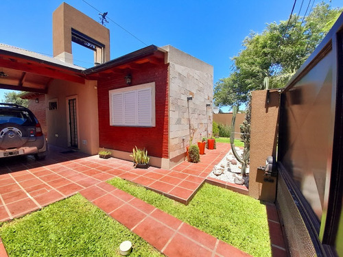 Casa En Venta En Pueblo Ester Naturaleza Y Confort