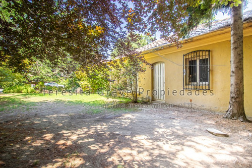 Espectacular Casa Emplazada En Parque De 7.250 M2 San Damian