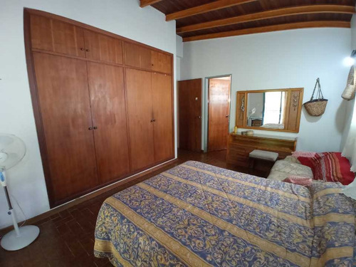 Imagen 27 de 30 de Se Vende Casa 329 M² 6h/5b/2p Santa Paula