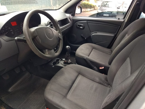 Imagem 6 de 9 de Renault Logan 2010 Basico