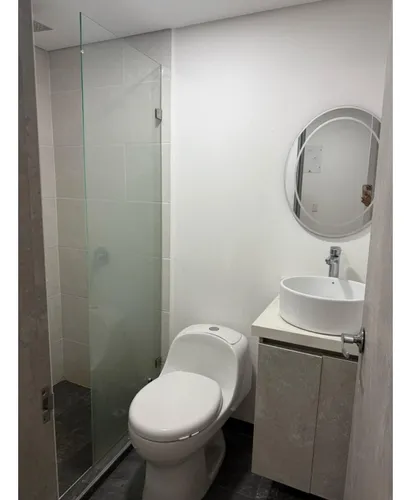 Venta De Apartamento En Laureles.