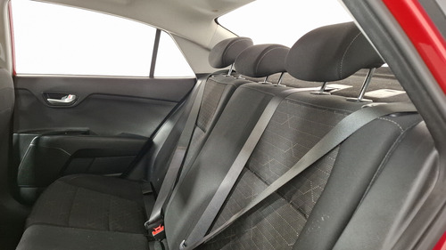Kia Rio 1.6 L AUTO