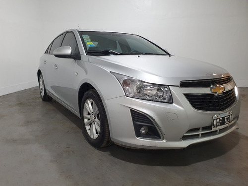 Imagen 6 de 19 de Chevrolet Cruze Lt Mt 1.8 Nafta Manual 4 Puertas 2013