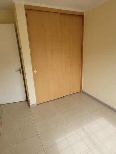 Casa De 3d 3b Mas Escritorio Y Quincho En Codominio Privado
