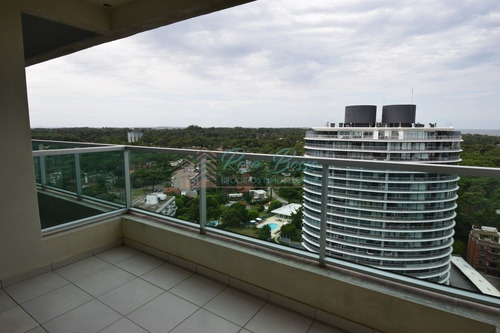 Imagen 2 de 30 de Apartamento De Categoría Con Vista Hacia La Mansa En Todos Sus Hambientes!! - Punta Del Este Roosevelt