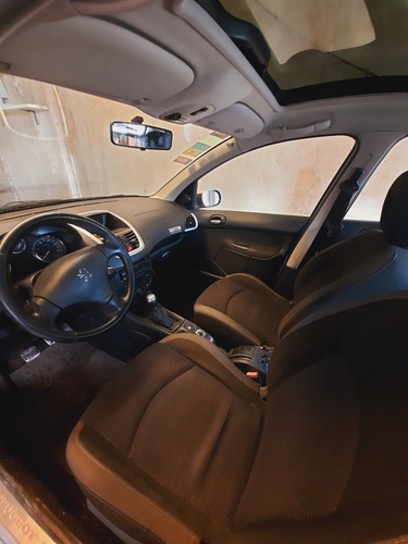 Peugeot 207 Xt Sedan 1.6 5ptas