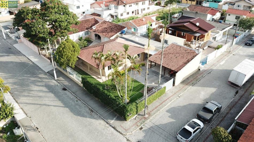 Imagem 5 de 15 de Casa No Bairro Centro Em Porto Belo Sc - 2212