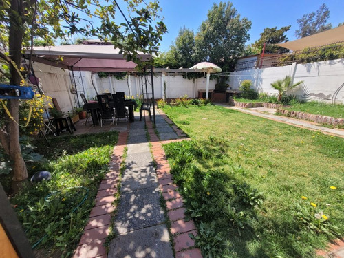 Vendo Amplia Casa Doña Isidora Gerónimo Alderete, La Florida