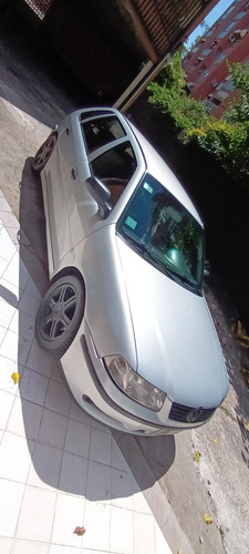 Volkswagen Gol 1.8 Mi Dublin
