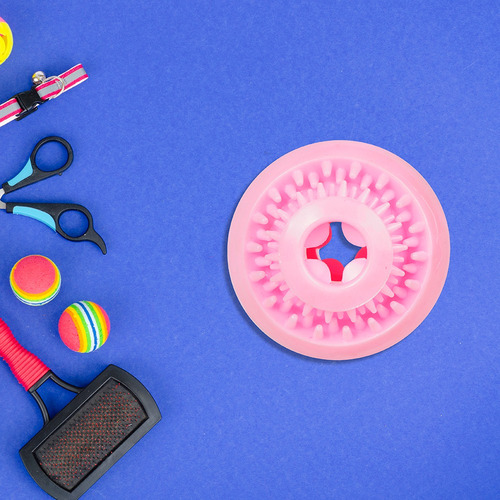 Miniso Pelota Para Mascota Plástico Rosa 11x8.5 Cm