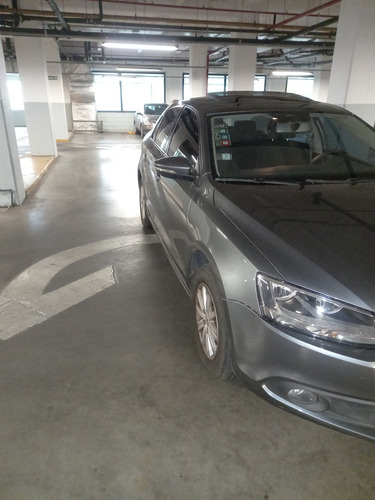 Volkswagen Vento 2.0 Advance I 110cv