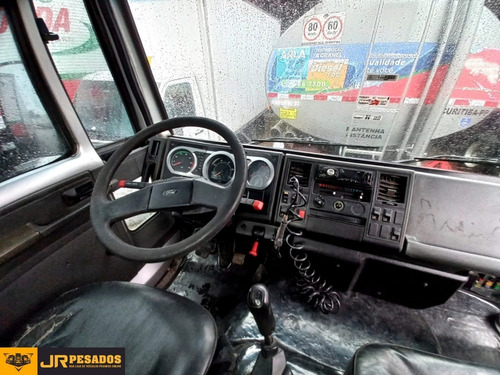 Imagem 7 de 12 de Ford Cargo 1517 Ano 2008 Toco 4x2 Com Tanque Compartimentado