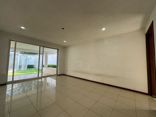 Casa En Venta, Satélite, 3 Recamaras