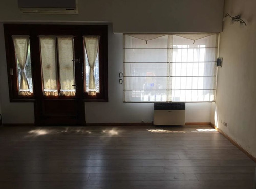 Imagen 8 de 16 de Dúplex En Venta De 2 Dormitorios C/ Cochera En Martínez